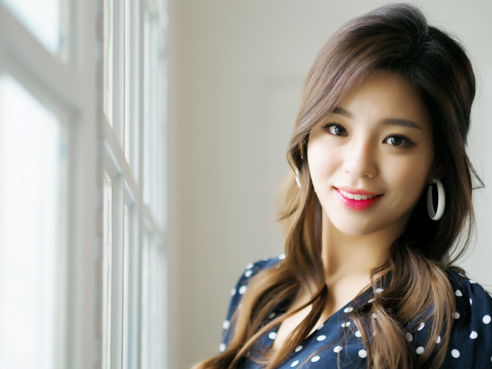 가수-신미래-프로필-나이-과거-결혼-남편-누구?