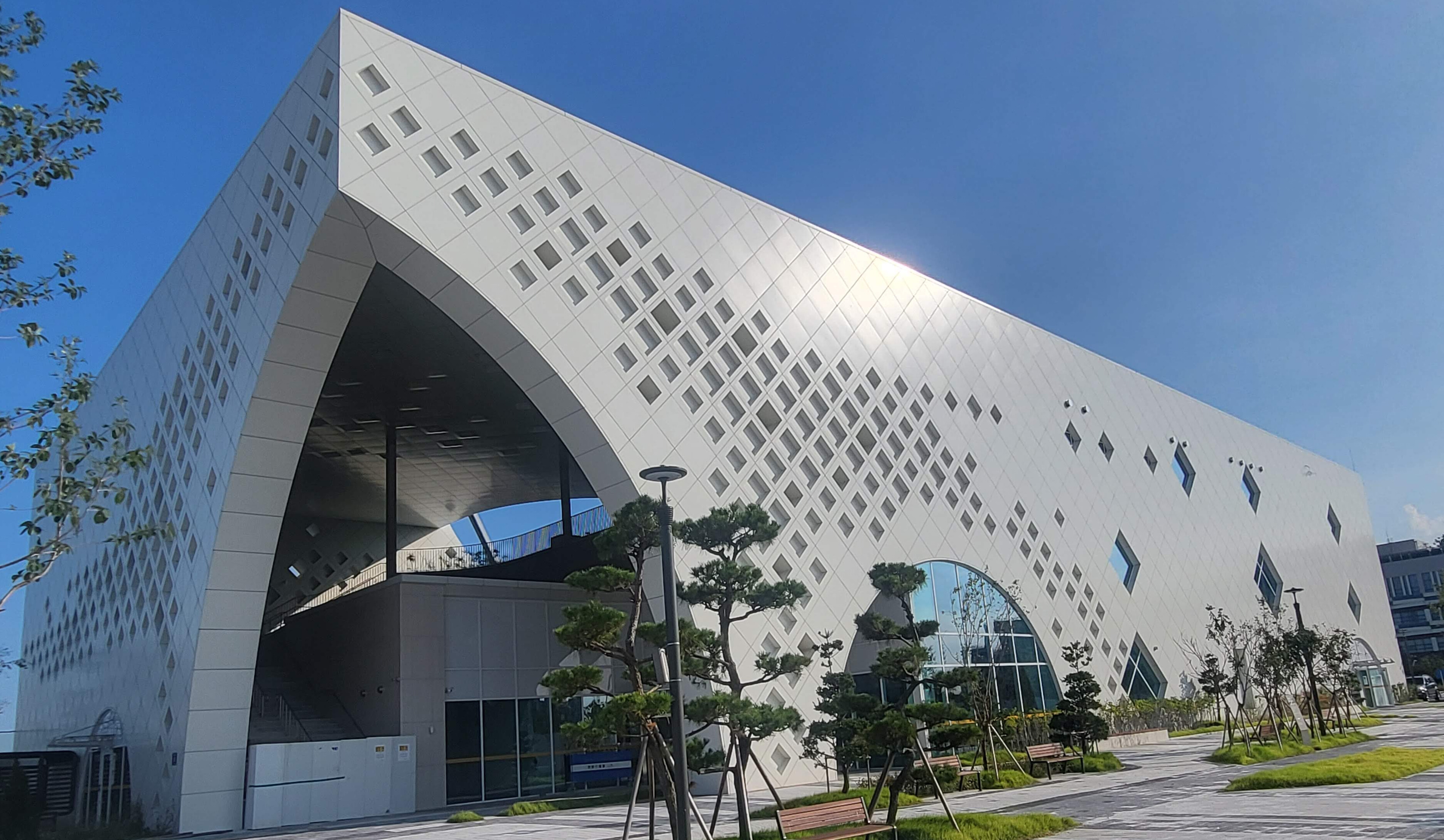 시흥시 거북섬 해양생태과학관 외관