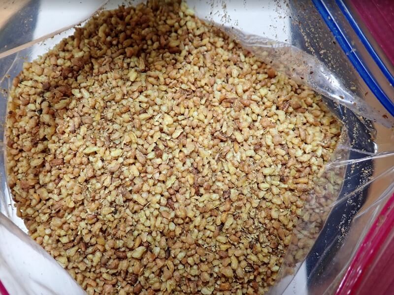 볶아서-껍질이-벗겨진-메밀