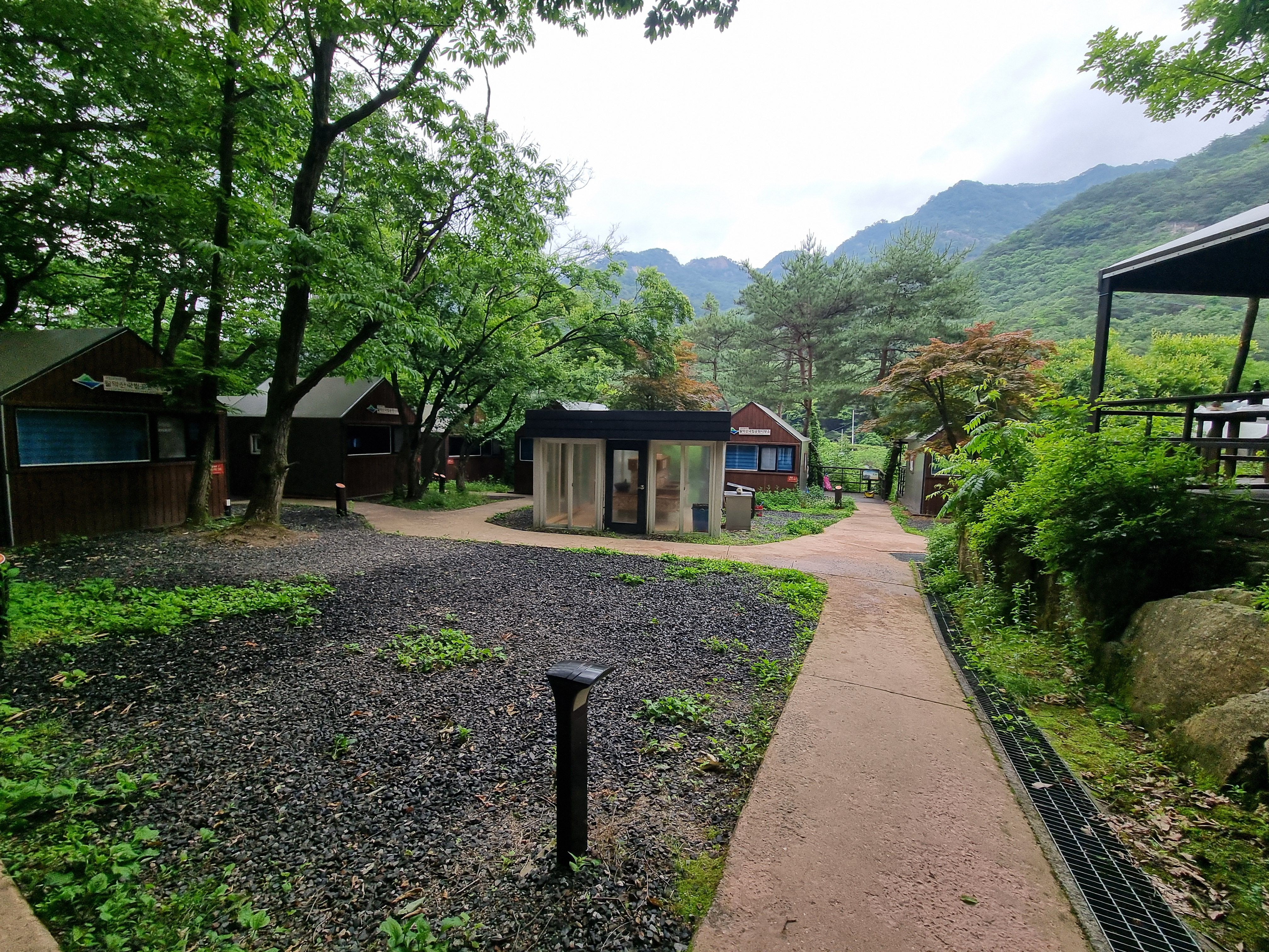 닷돈재 솔막