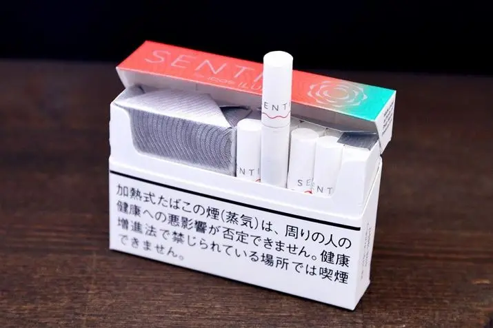 따뜻한 색감의 과일 특유의 은은한 새콤달콤함