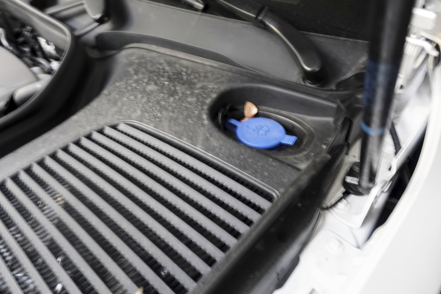 벤츠 워셔액 주입구 위치