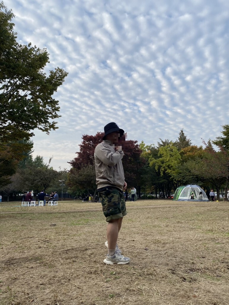 데일리룩(오뭘입)스투시 벙거지 버킷햇, 나이키 코르테즈 바람막이 윈드브레이커자켓, 로스코카모 반바지, 리복 로얄브릿지, 남자데일리룩, 남자데일리코디, 남자데일리패션, ootd