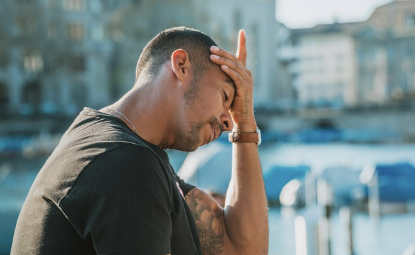 스트레스받는 사람 사진