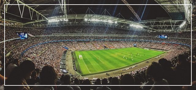 축구경기장관중들