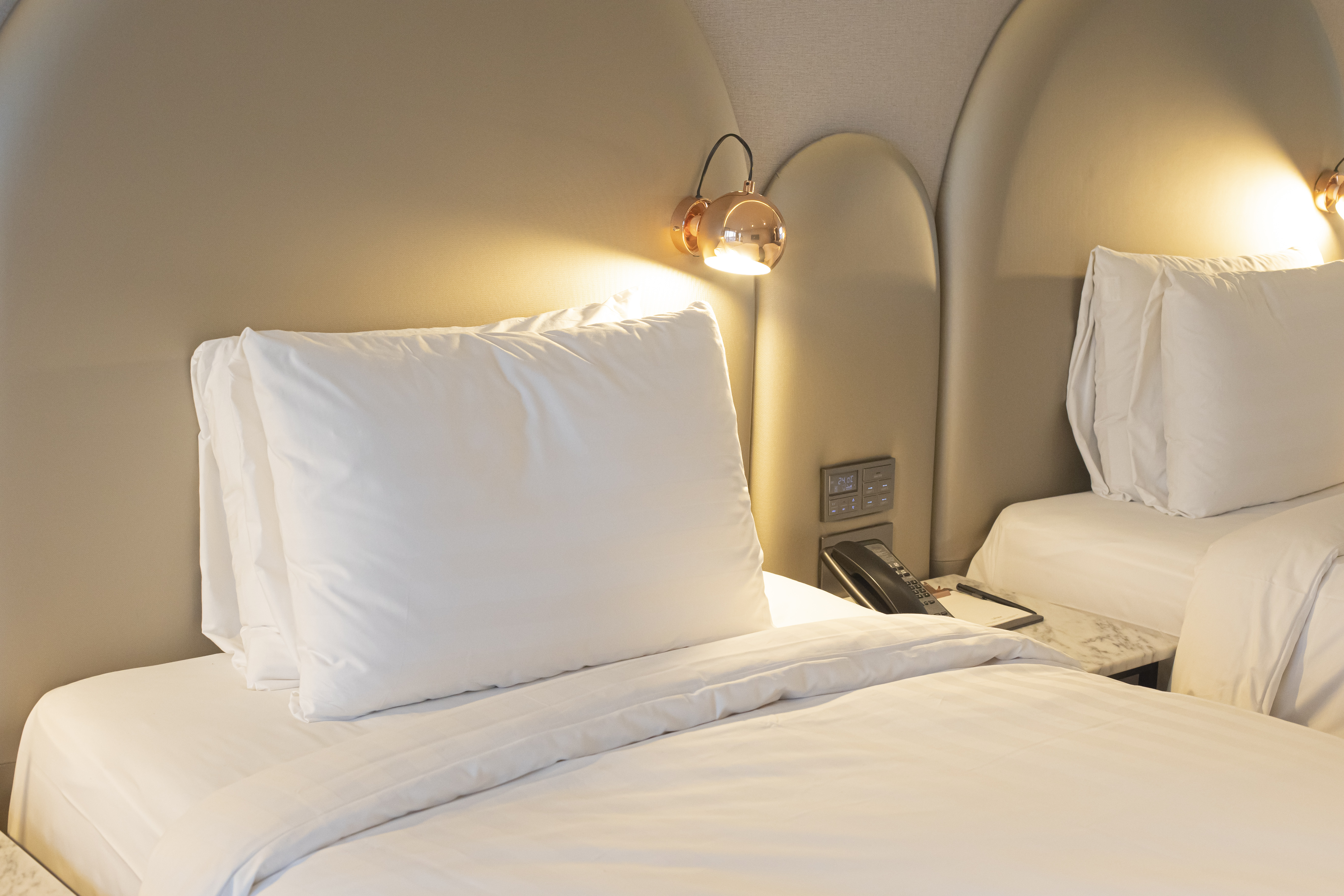 에어비앤비 & 삼삼엠투