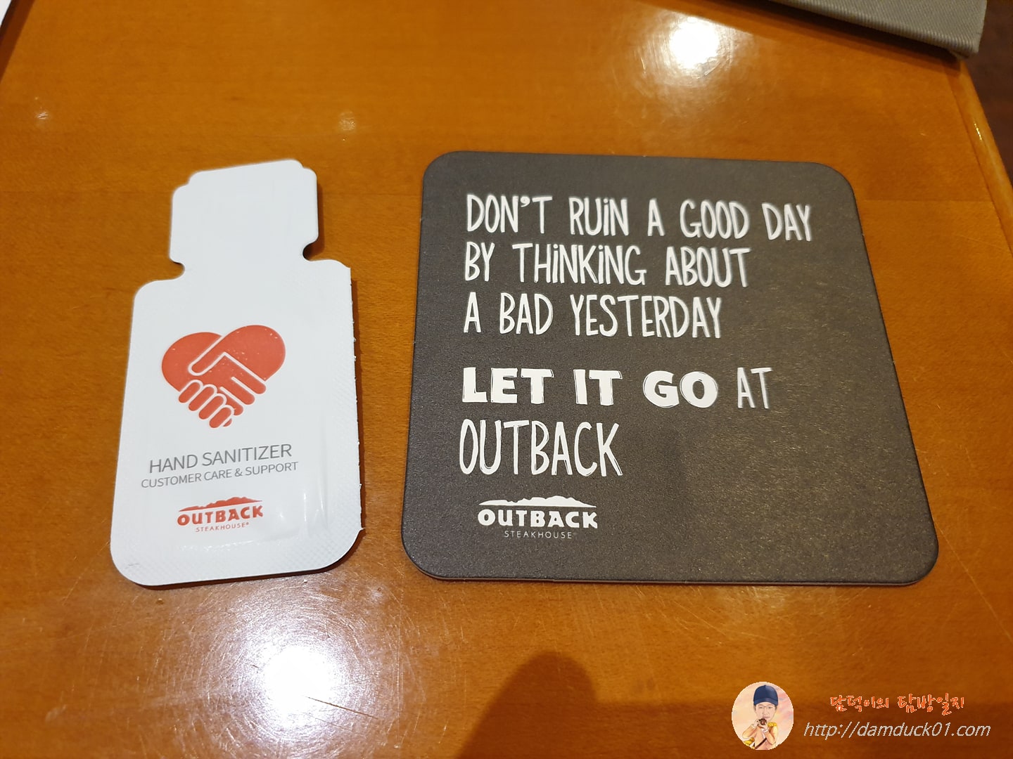 아웃백 스테이크하우스 손 세정제