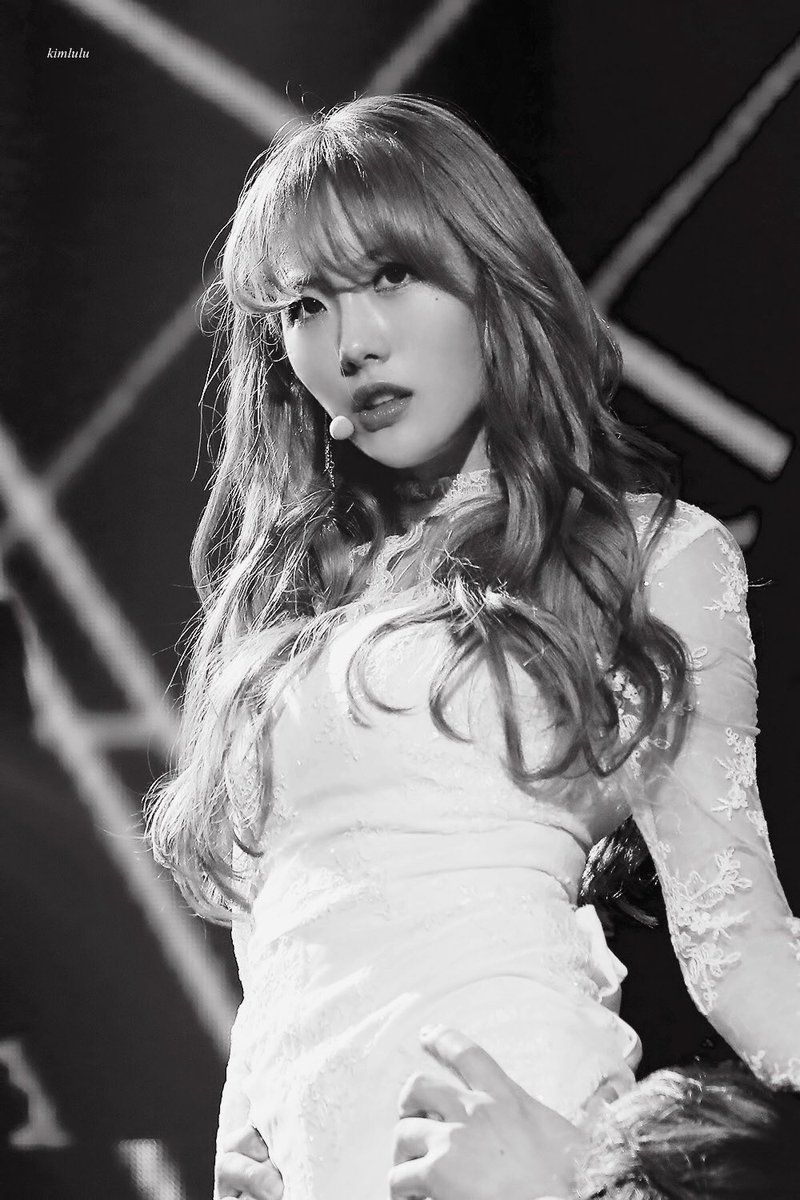 우주소녀 루다 인스타그램 사진 몸매