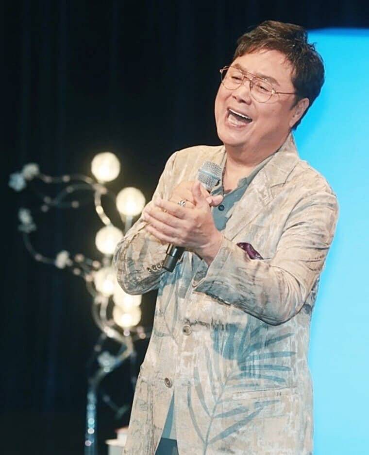 가수-남진