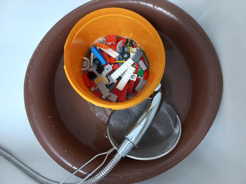 레고 브릭 물세척하는 방법