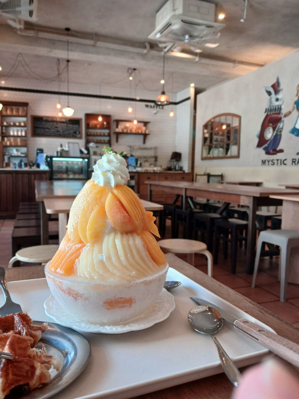 복숭아빙수 매장 배경