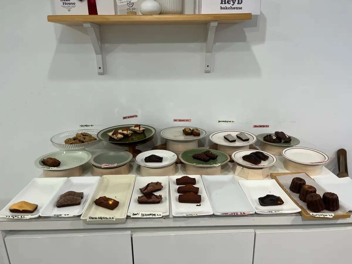 헤이디-구움과자-진열