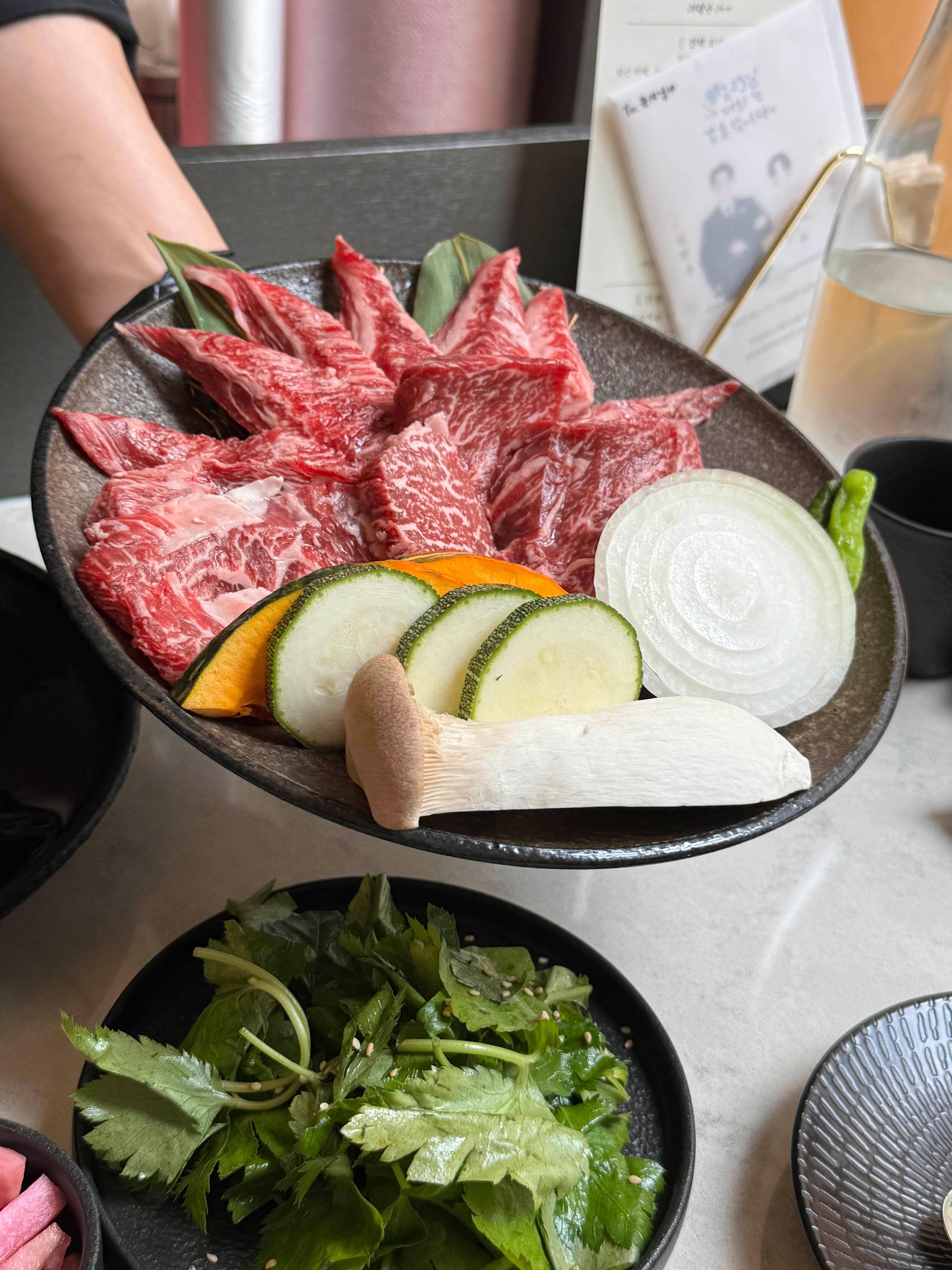 [영등포 맛집] 더담우 &mdash; 한우 오마카세로 특별했던 청첩장 모임 후기