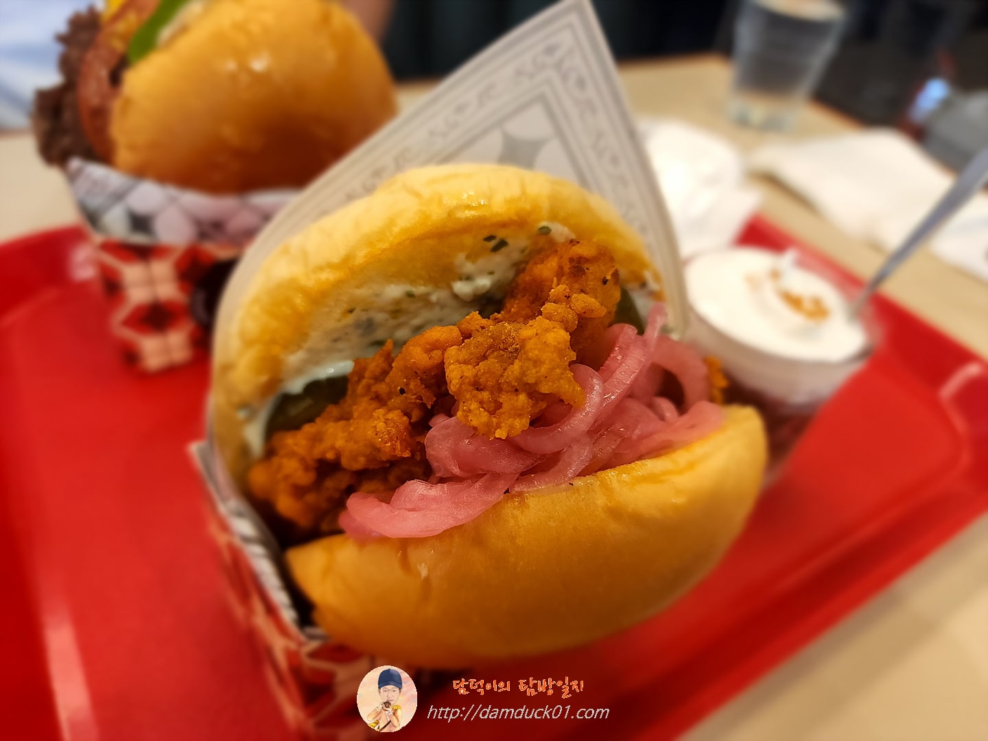 내슈빌 핫 치킨 버거