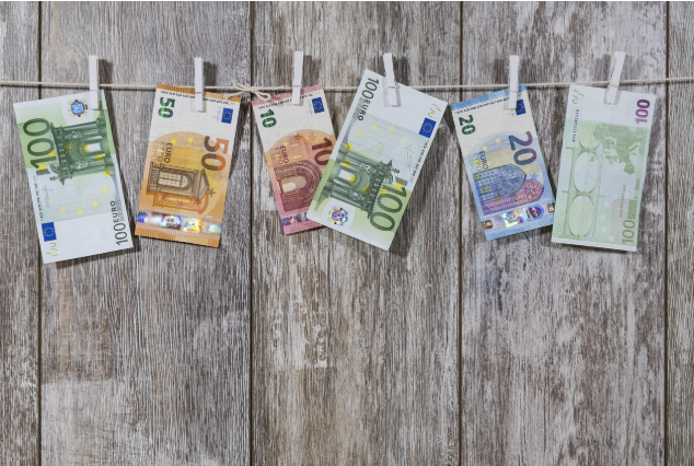 연말정산을 미리 준비하는 사람들의 1년 돈 흐름