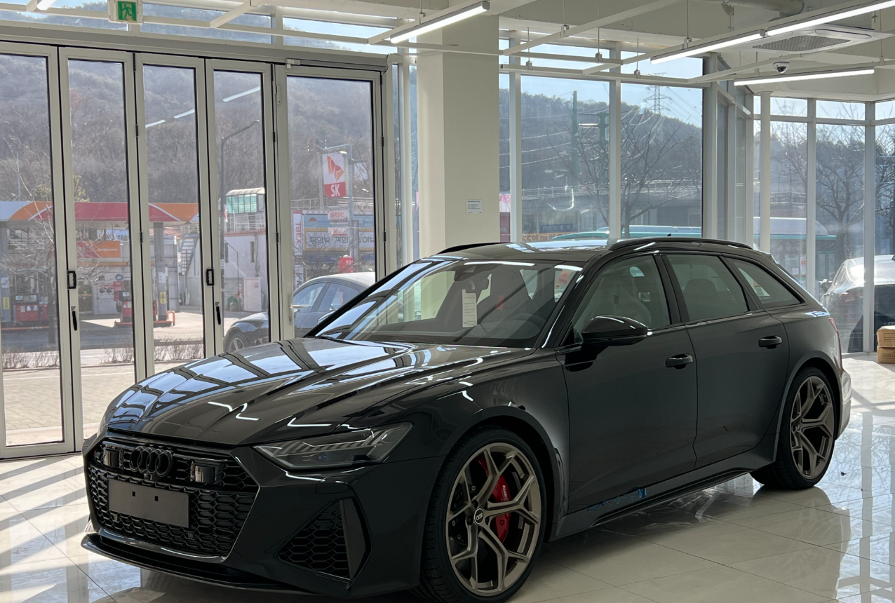 아우디 RS6 사진
