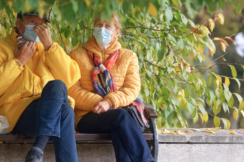 목 간질간질 기침 가래가 생기는 이유와 관리방법은?(목은 안아픔)