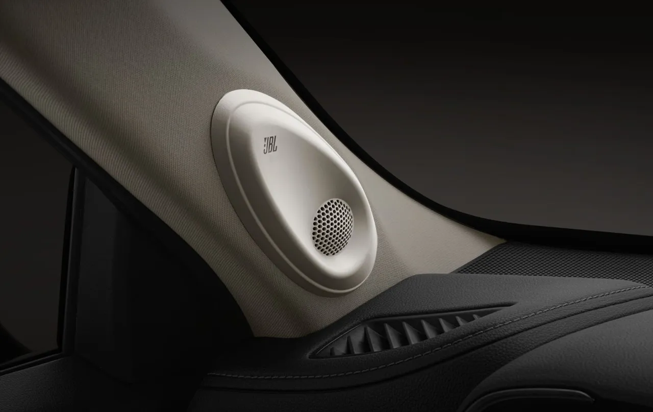 토요타 하이랜더 하이브리드 차량 이미지