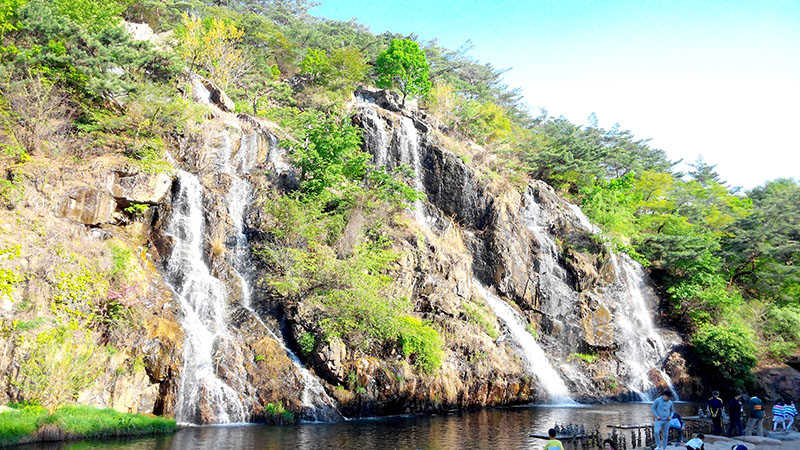 홍제천(弘濟川) 인공폭포(人工瀑布)