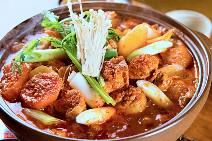 생방송오늘저녁 전주 닭도리탕 밀키트 온라인 택배 판매 24년 전통 마늘 숙성 닭볶음탕 맛집