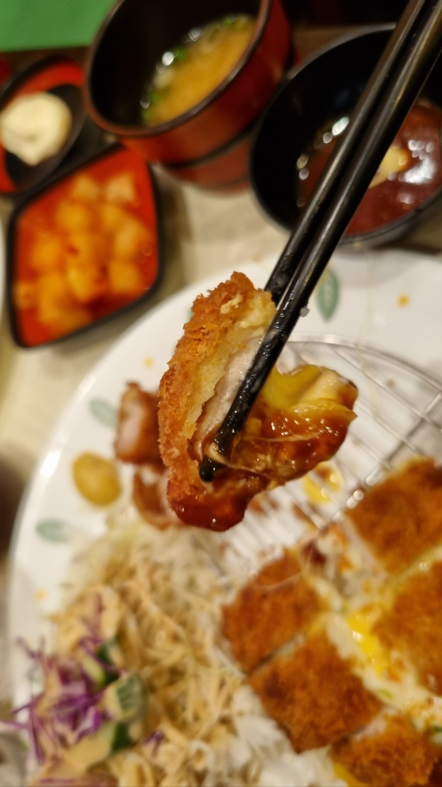 명인돈까스-코돈부루-단면