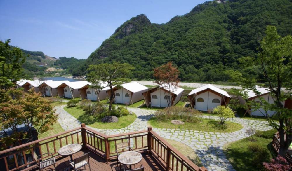 휴토피아-이스케이프-글램핑