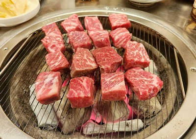우미당꽃갈비살