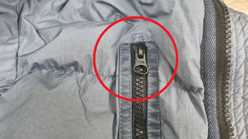 패딩지퍼잠그기