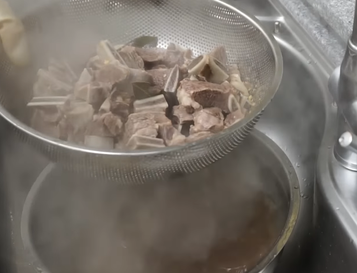 한우 소갈비탕 