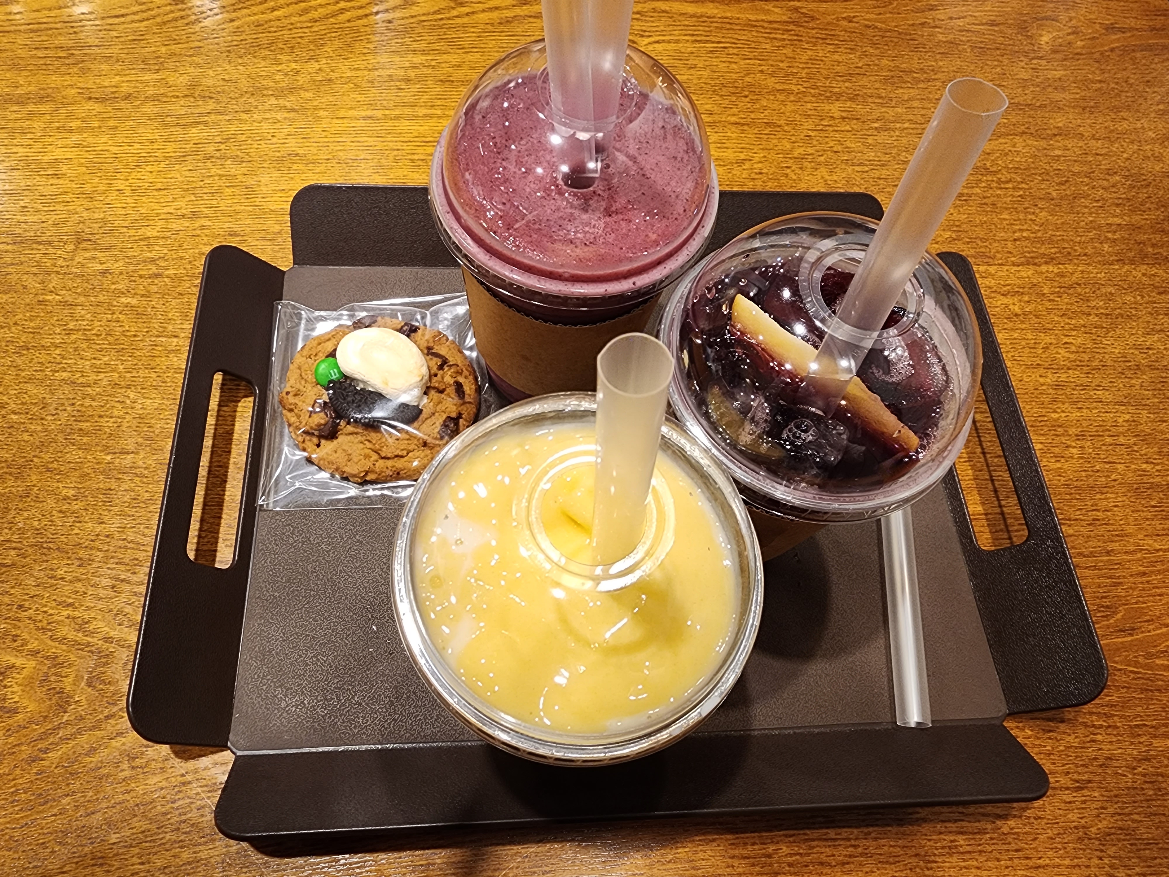 블루베리 요거트 스무디, 망고 요거트 스무디, 뱅쇼, 오레오 마시멜로 쿠키