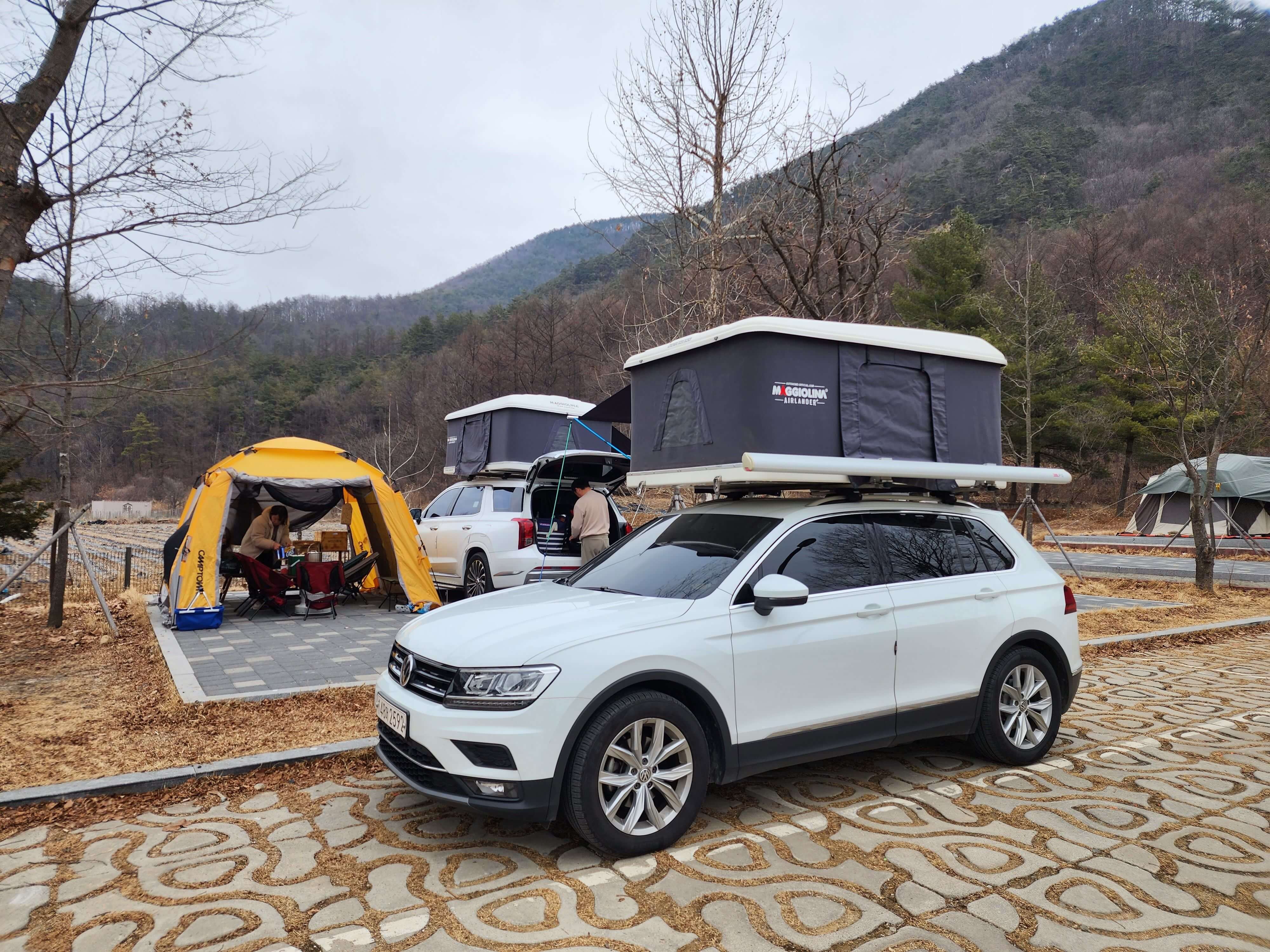 루프탑 캠핑 사진