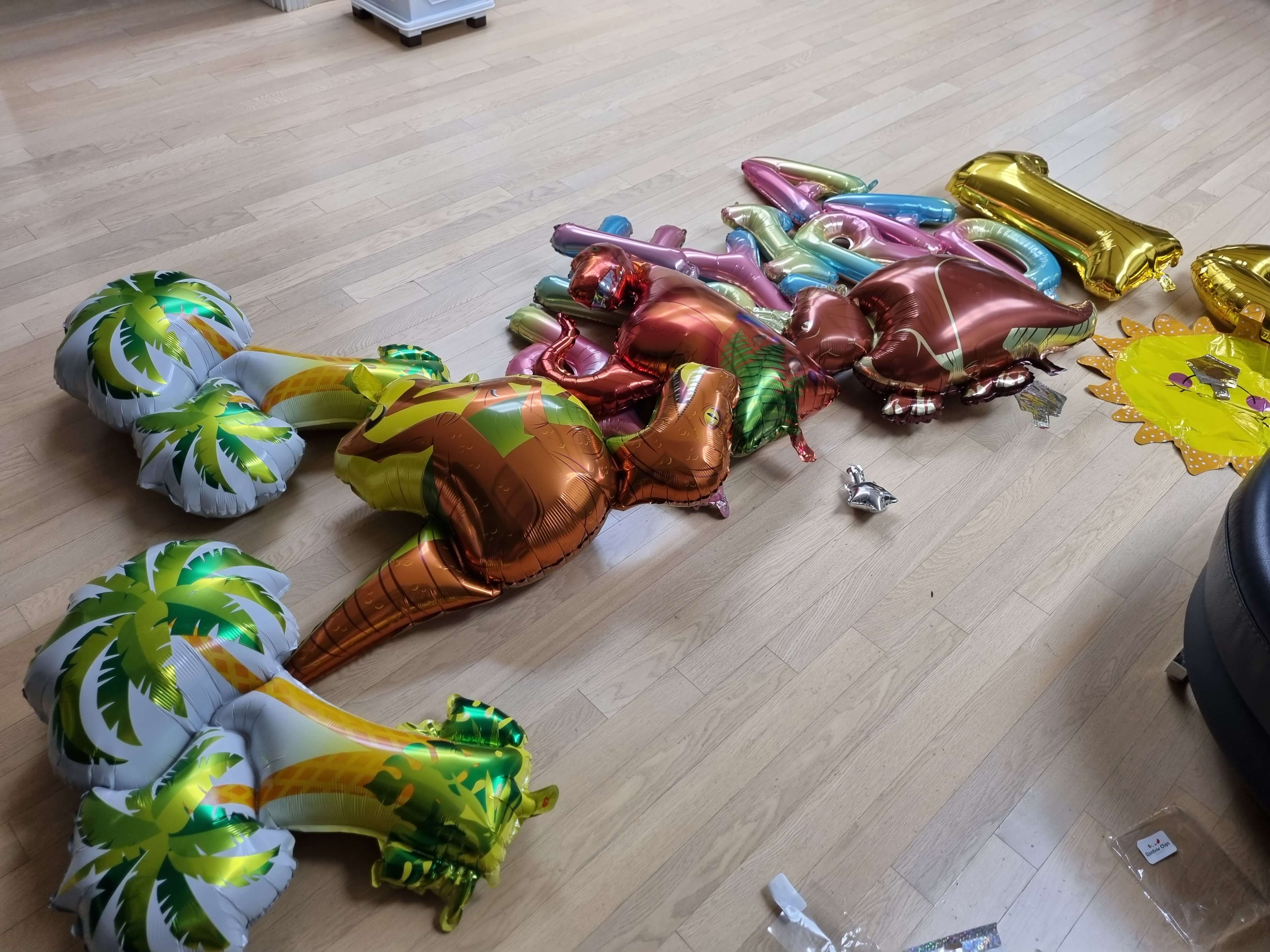 생일파티-공룡풍선