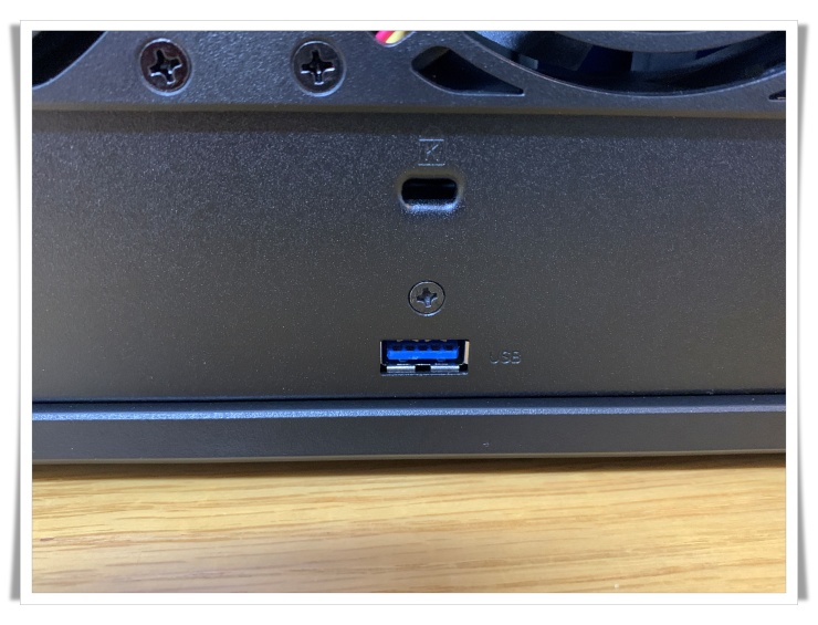 DS1019+ 후면부 명칭