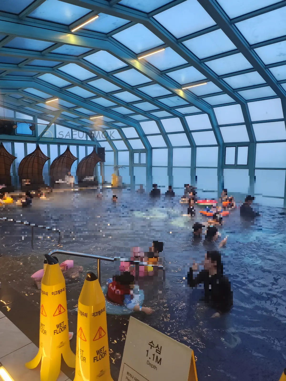 세인트존스-강릉-파인-인피티니-풀