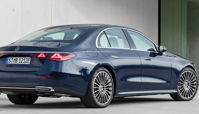 벤츠 E클래스 플러그인 하이브리드 가격 제원 연비 2025