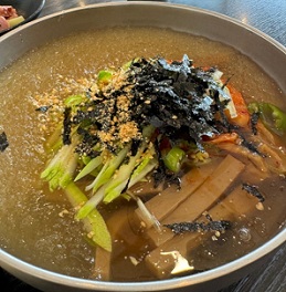 도토리묵밥