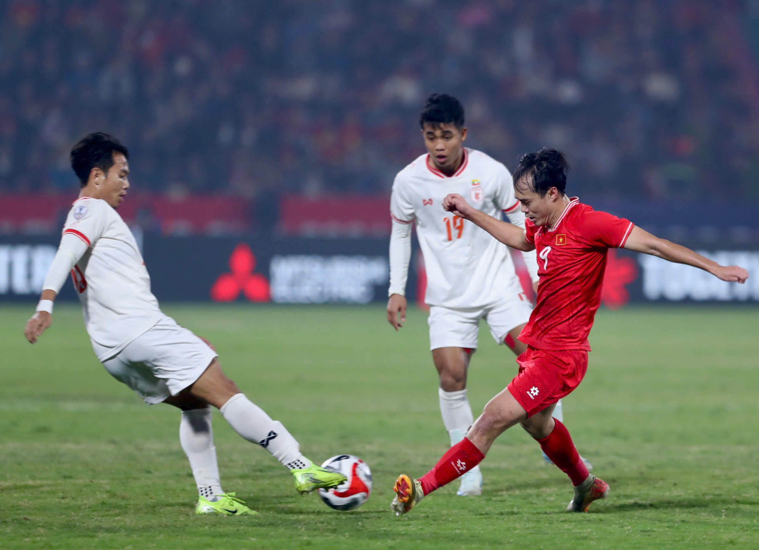 미쓰비시컵 베트남 싱가포르