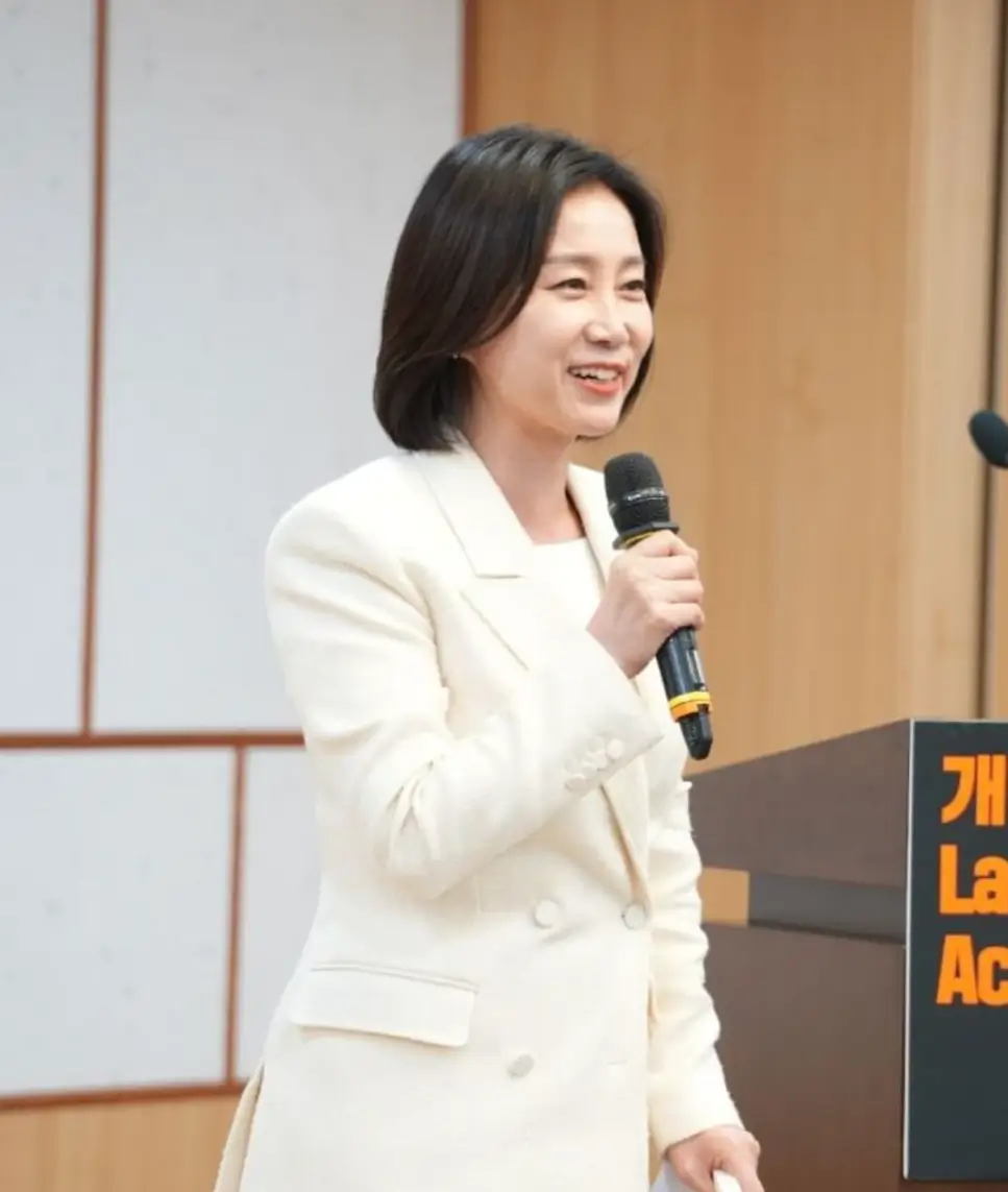 허은아