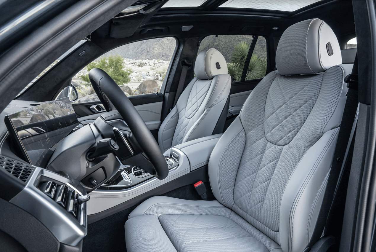 2026 BMW X5: 럭셔리 SUV의 혁신적 변화와 특징