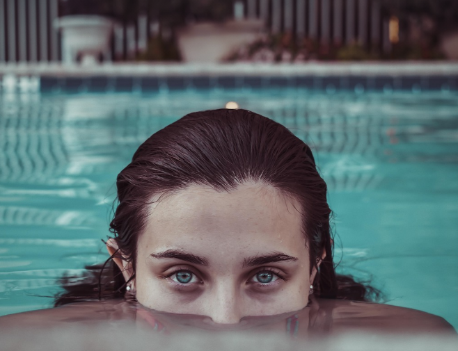 피곤할 때 한쪽 눈이 떨리는 이유 &ndash; 눈 밑이 떨리는 신경 반응과 이를 방지하는 방법