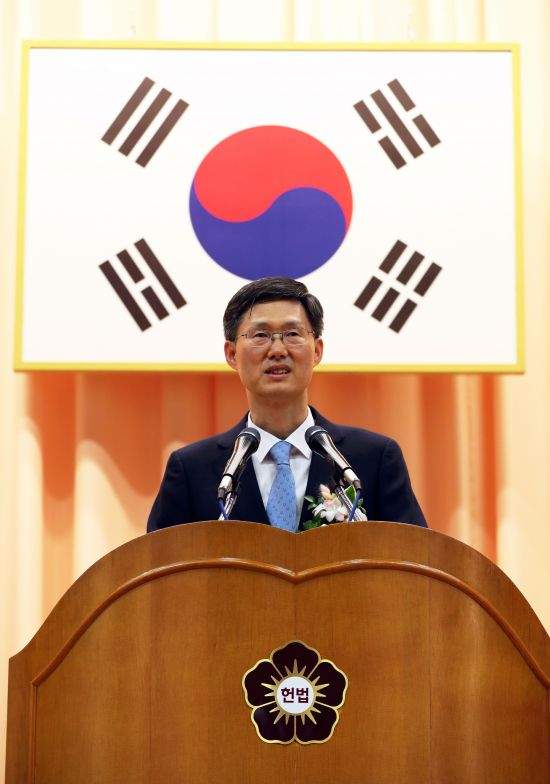 문형배 헌법재판관 헌법재판소장 권한 대행