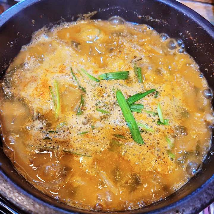 충남 천안 맛집 추천 생방송투데이 기력 한 뚝배기 하실래요 민물 장어탕 숯불 장어 구이 오늘방송 맛있고 싸다고