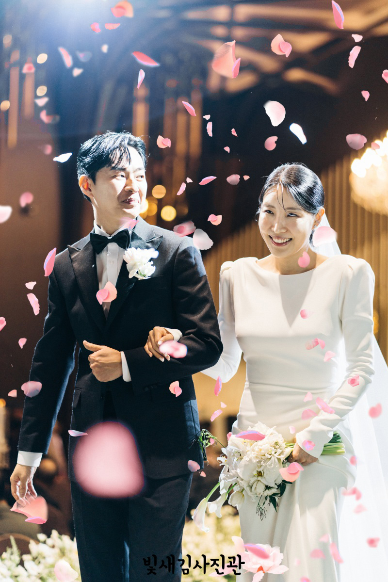 소풍 라온제나 서브스냅 플라워샤워 정면