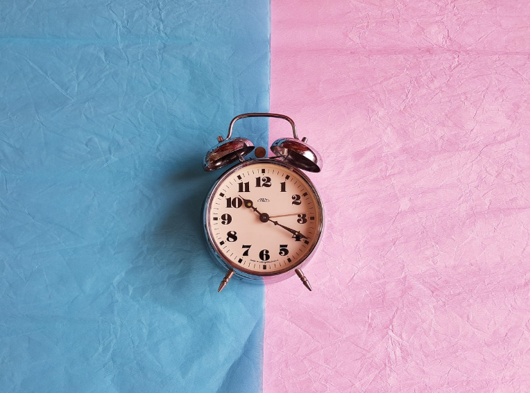 나이 들수록 시간이 더 빨리 흐르는 이유