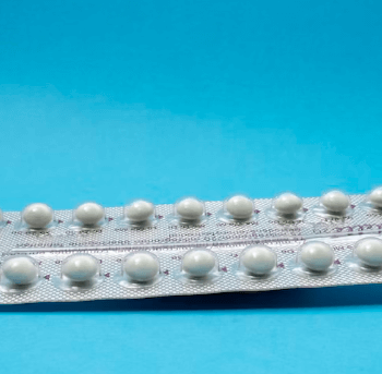 기미 없애는 방법 - 피임약 복용 자제