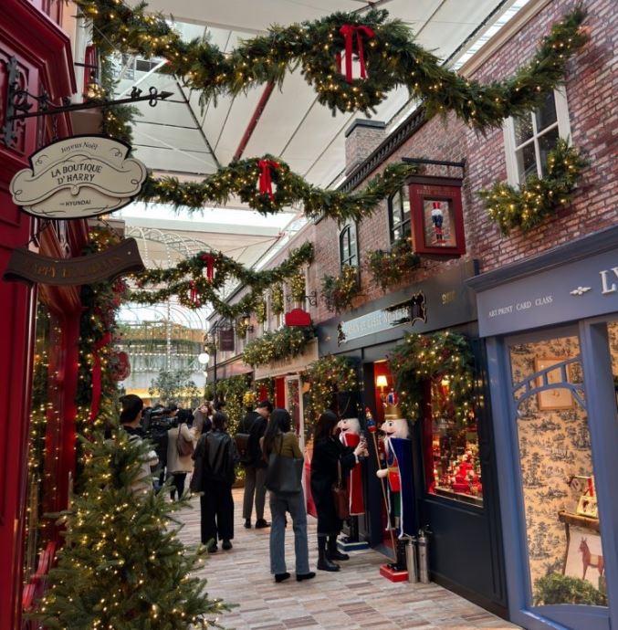 더현대-서울-크리스마스