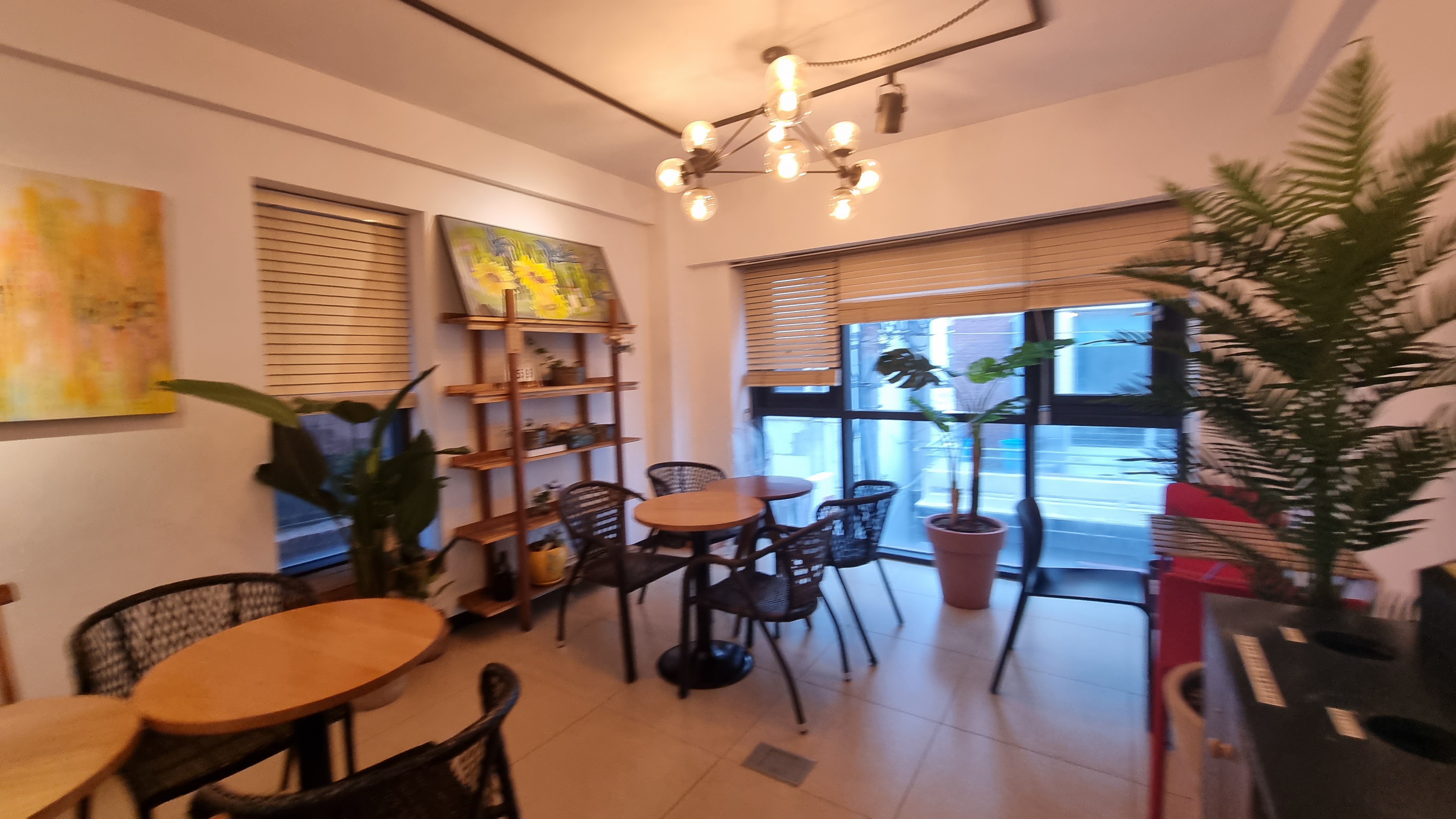 다리치_커피_내부_7