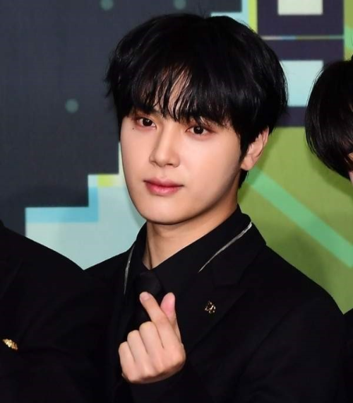 주학년 더보이즈 활동