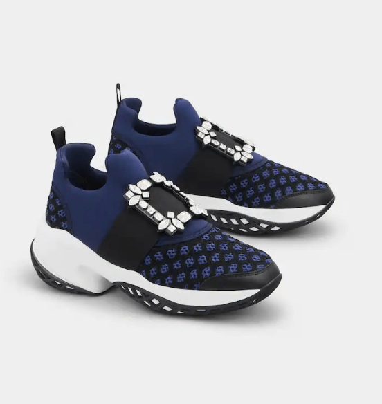 눈물의 여왕 운동화