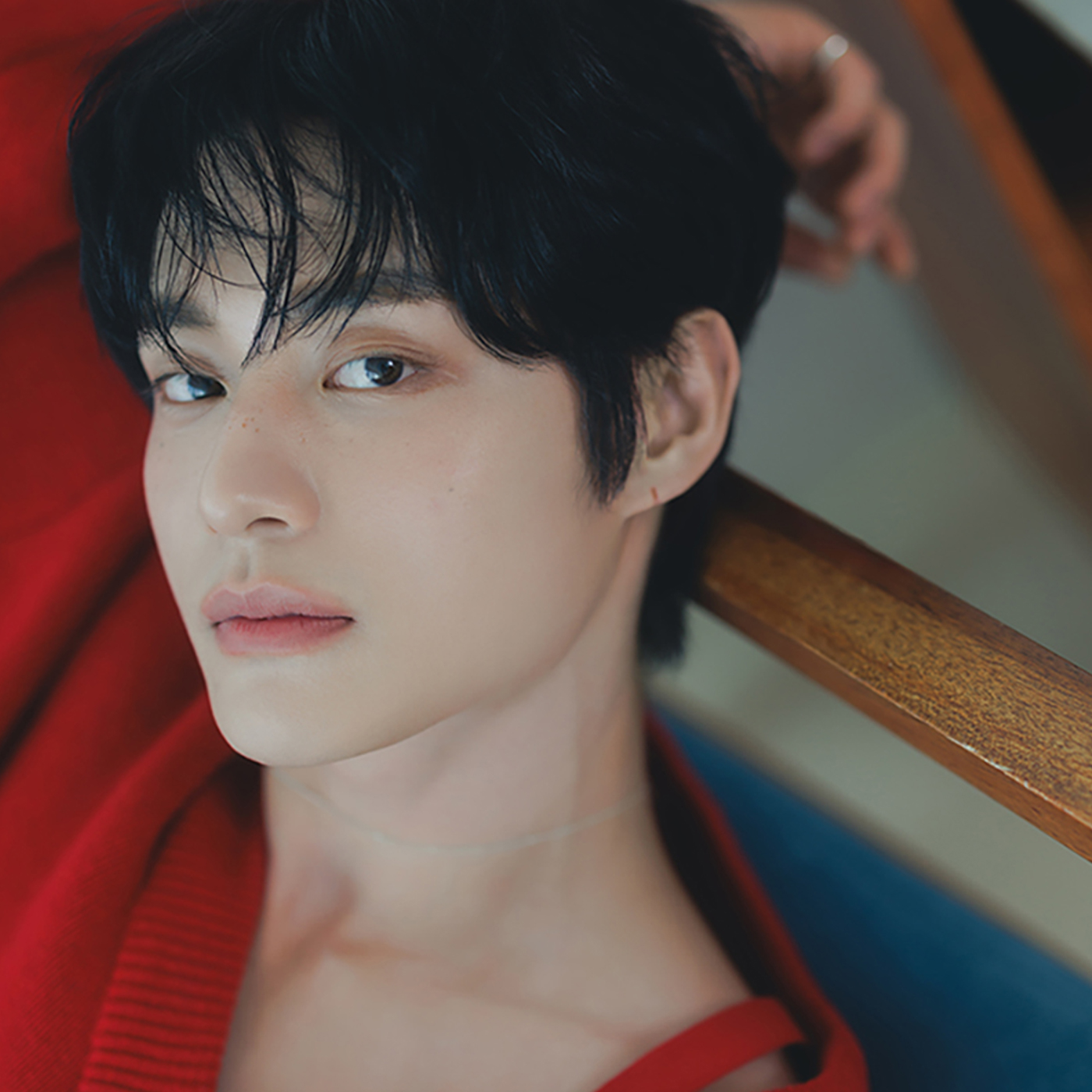 제로베이스원 멤버 김지웅사진